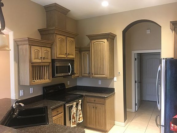 3rd image of 2115 N 48th Ln