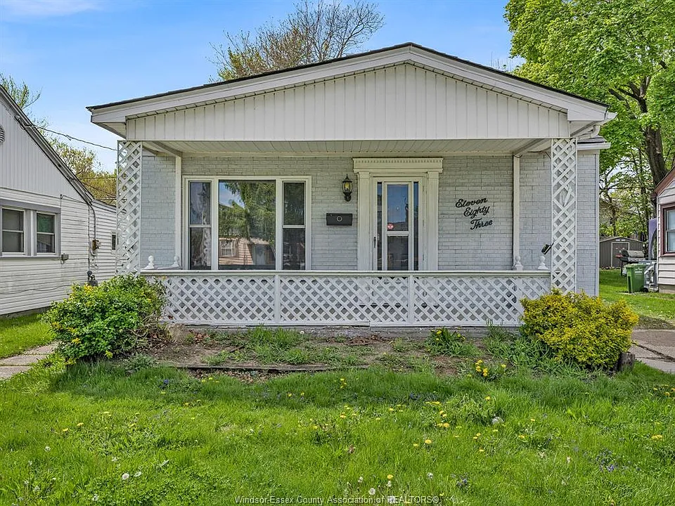 1183 Felix Ave