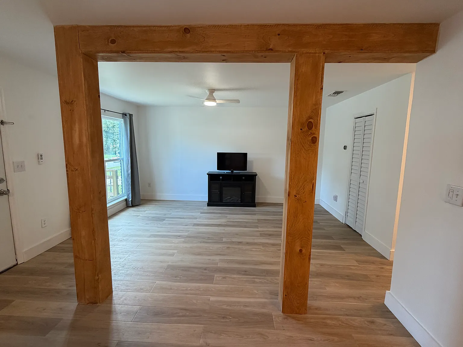 3 bed, 1115 sqft, $2,350 — Photo 3