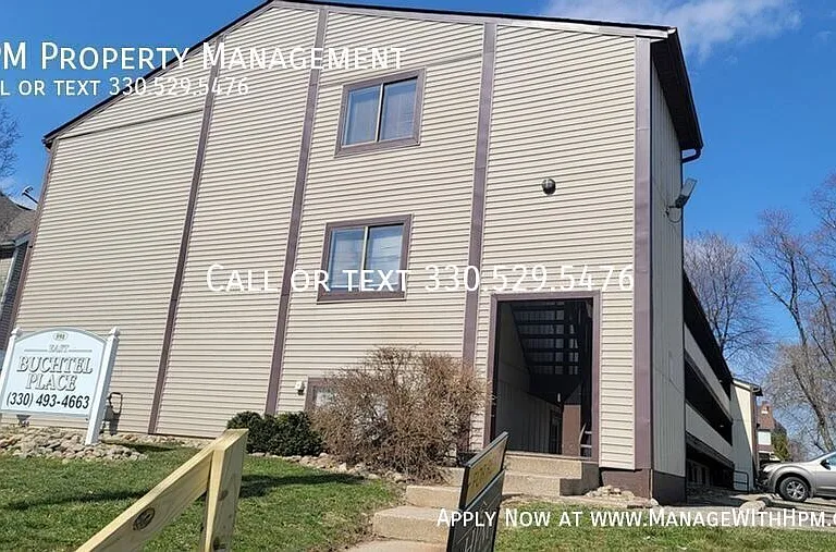 591 E Buchtel Ave #P — Photo 2
