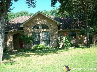 409 Windjammer Ln, Azle, TX 76020