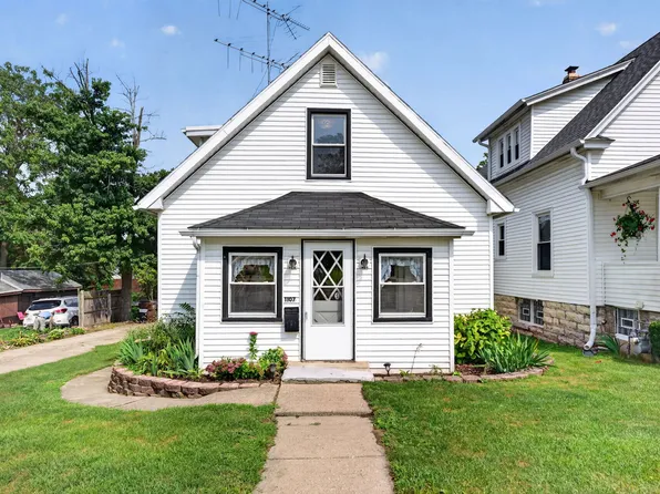1107 Sterling Ave, Joliet, IL 60432