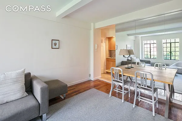 Sold by Compass | media 2