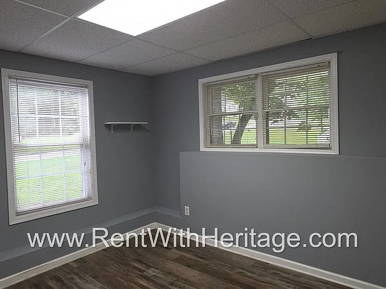1550 Cedar Hl — Photo 42