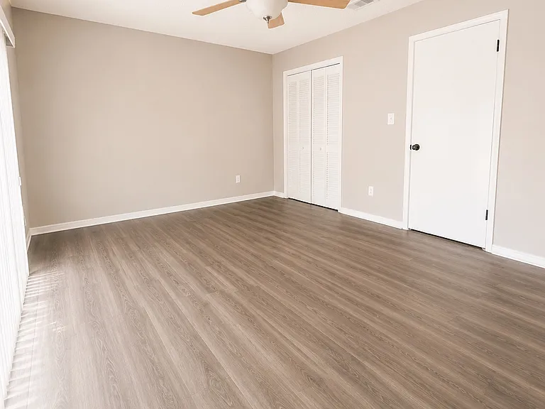 8130 Stonebrook Dr — Photo 14