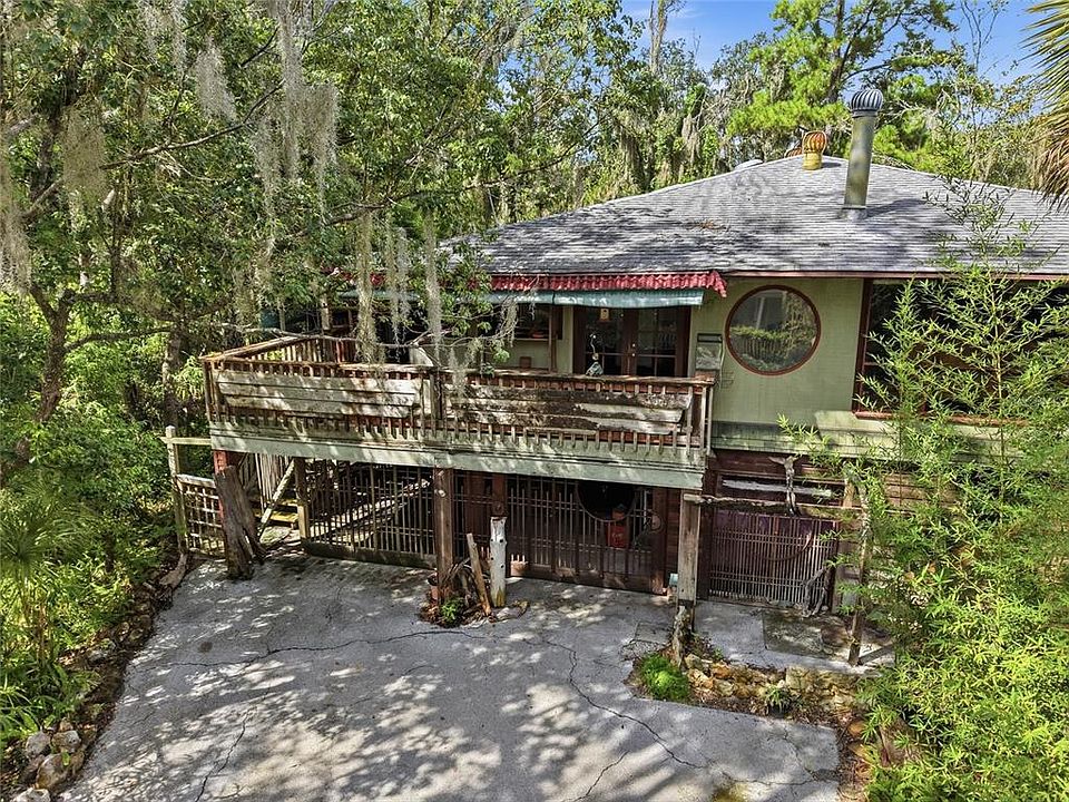 1st image of 504 NE 7TH STREET