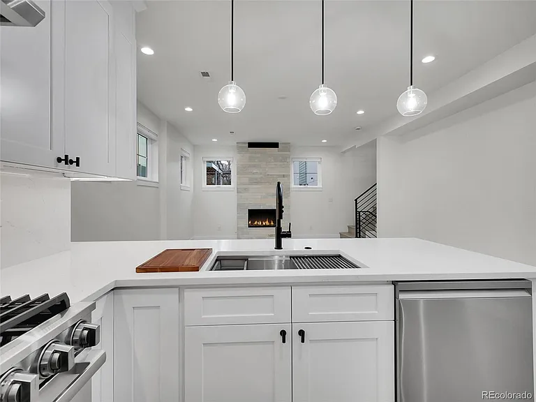 4640 W 39th Ave — Photo 5