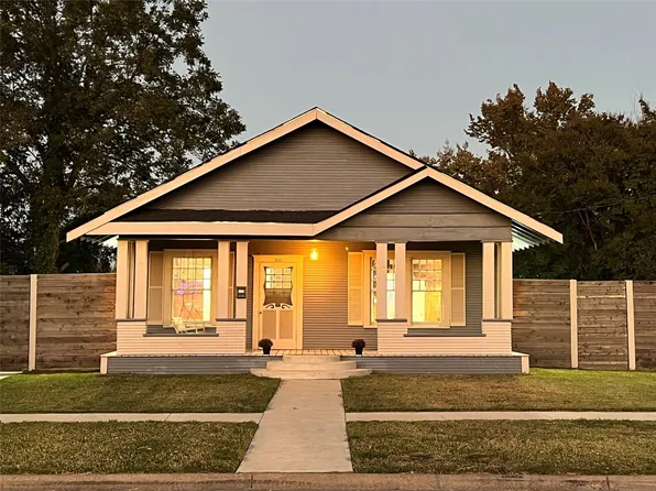 511 N Beaton St, Corsicana, TX 75110
