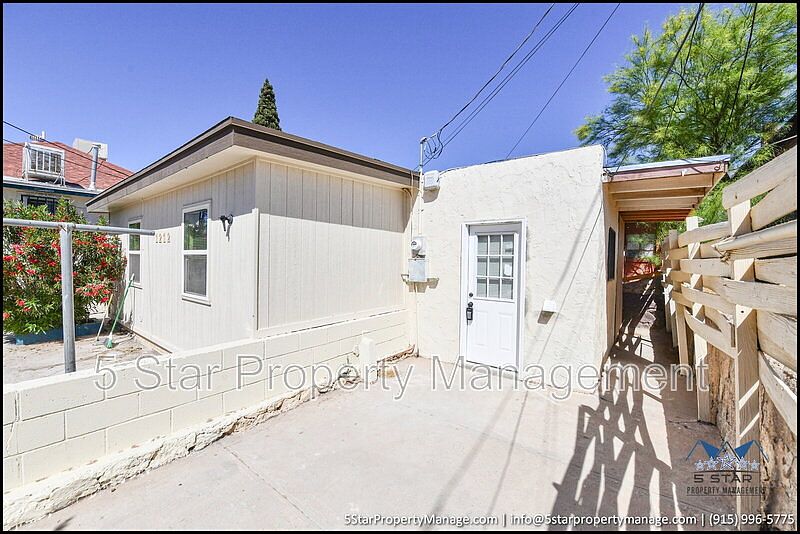 1st image of 1212 N Laurel St #B