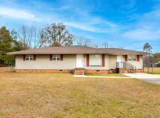 941 Pelham Dr, Sumter, SC 29154
