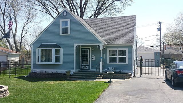 1st image of 609 S Cedarwood Cir