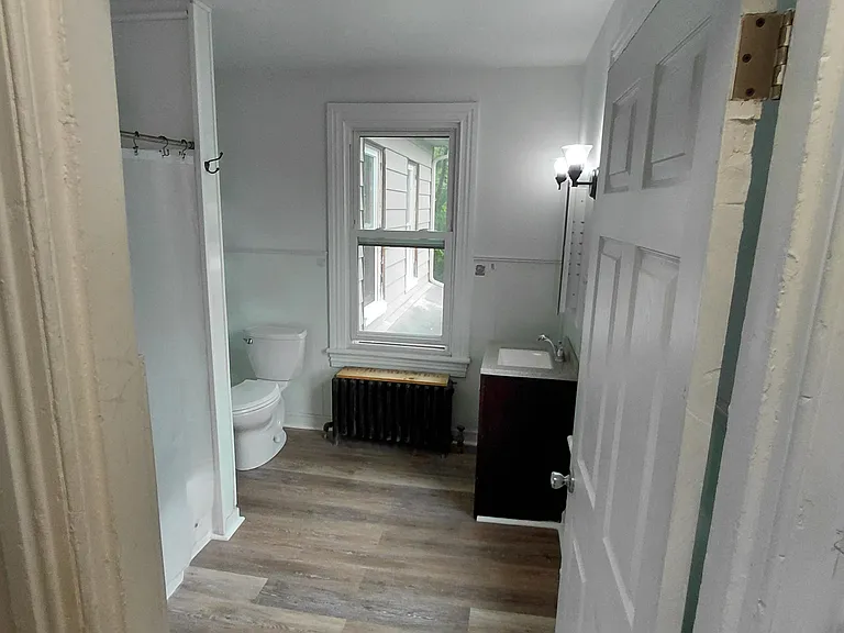 163 Washington St #2 — Photo 8