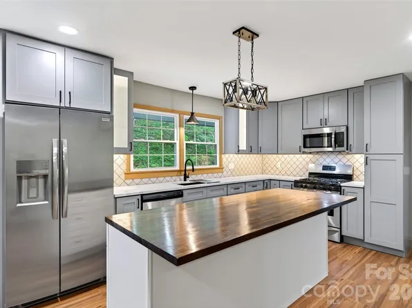 3781 S 226th Hwy, Bakersville, NC 28705