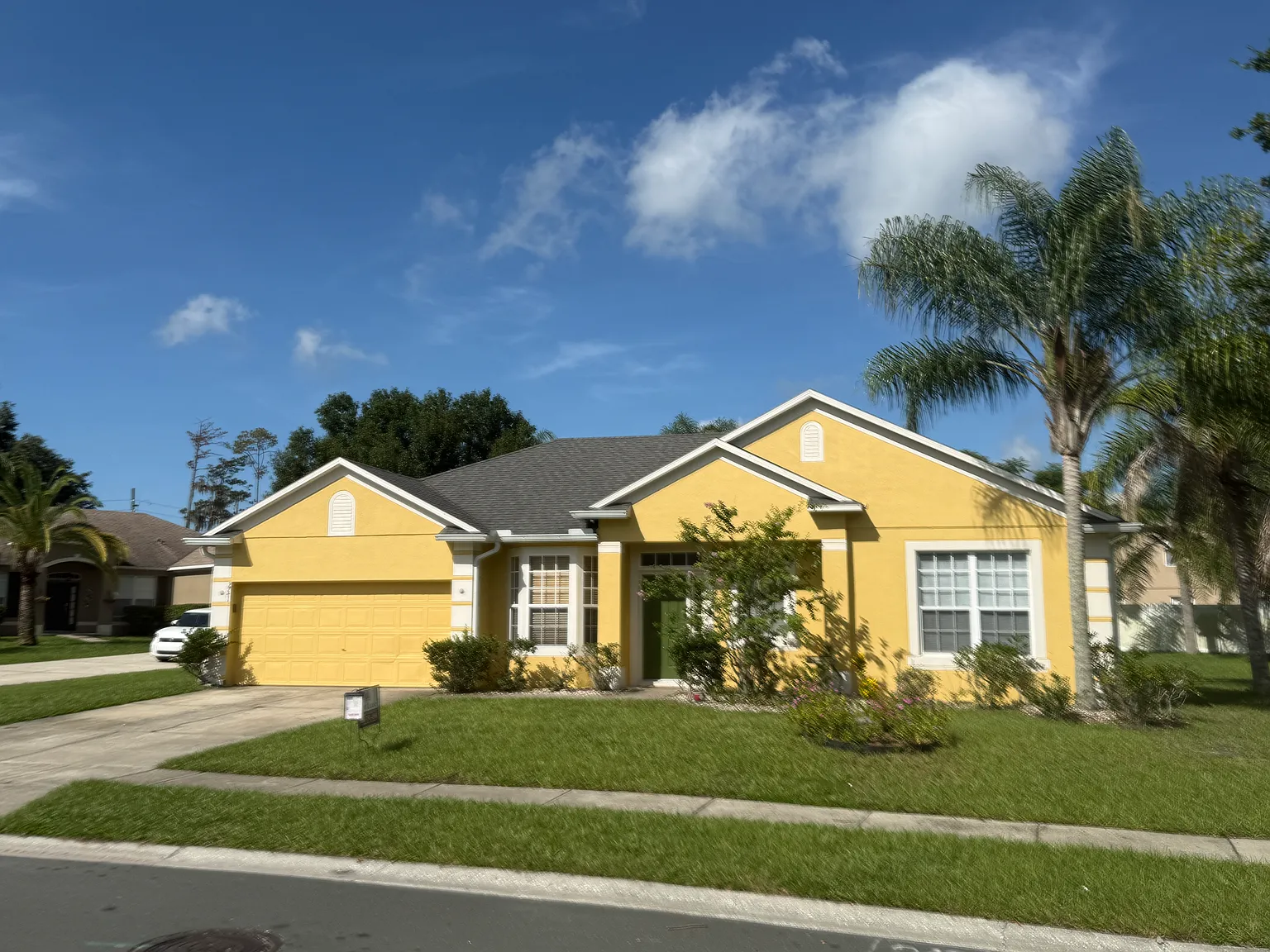 3 bed, 1616 sqft, $2,345 — Photo 1