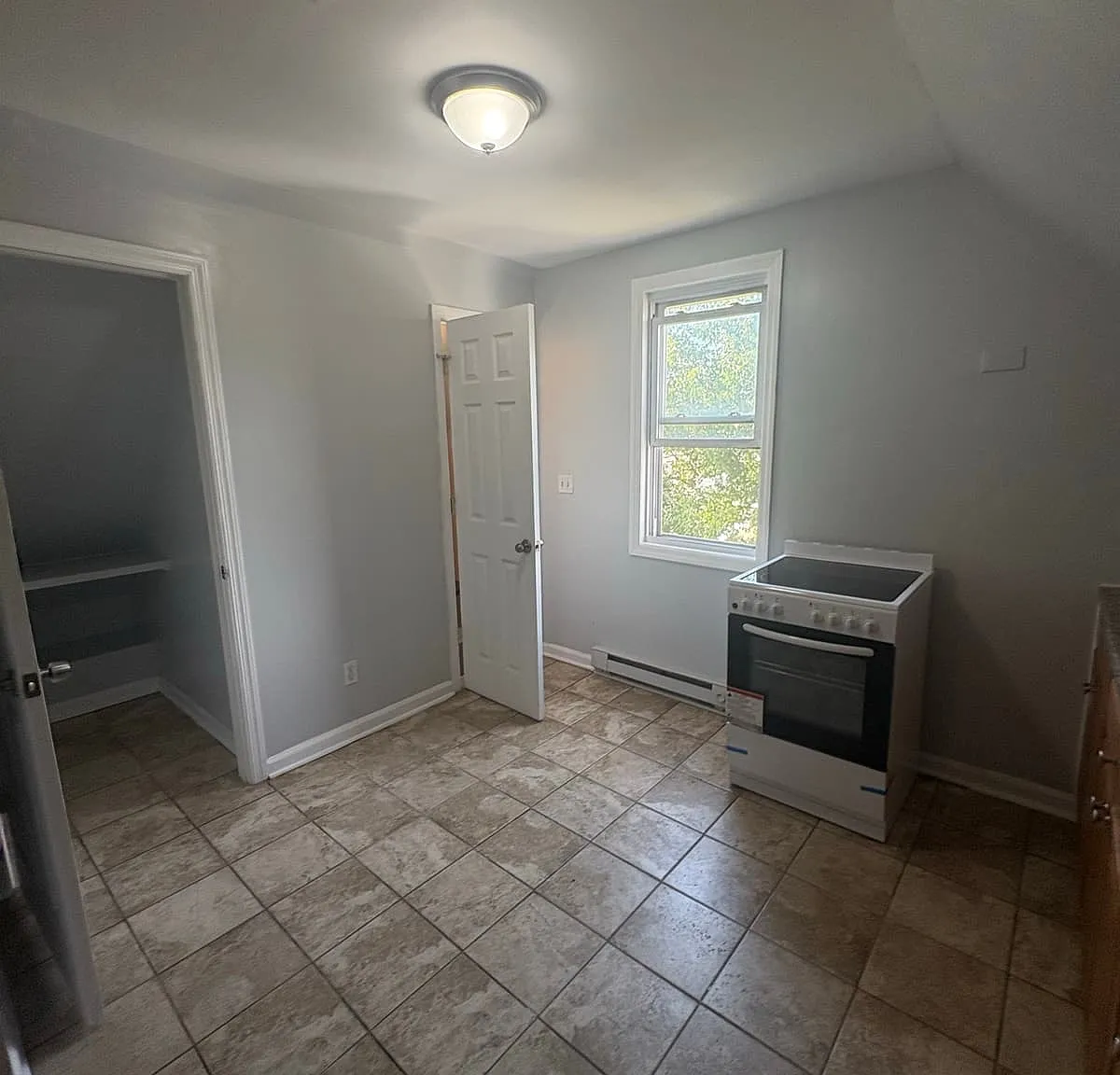 334 Fulton St — Photo 1