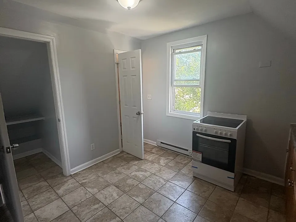 334 Fulton St #1