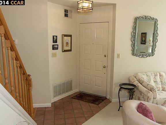 3rd image of 4005 Providence Dr