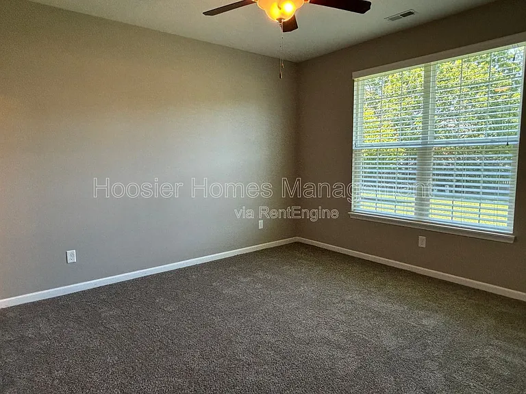 640 N Grant St — Photo 7
