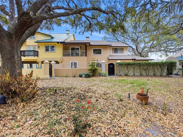 1220 Avenida De Las Casas, The Villages, FL 32159