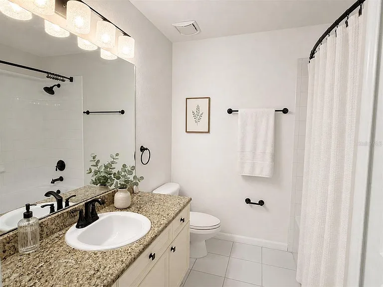 13201 Opal Ct — Photo 18