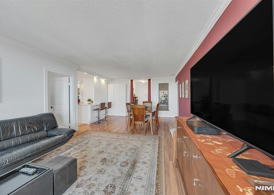 1st image of 1530 Palisade Ave APT 23E