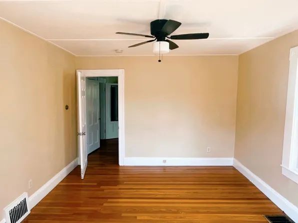 16 Campbell St #1, Woburn, MA 01801