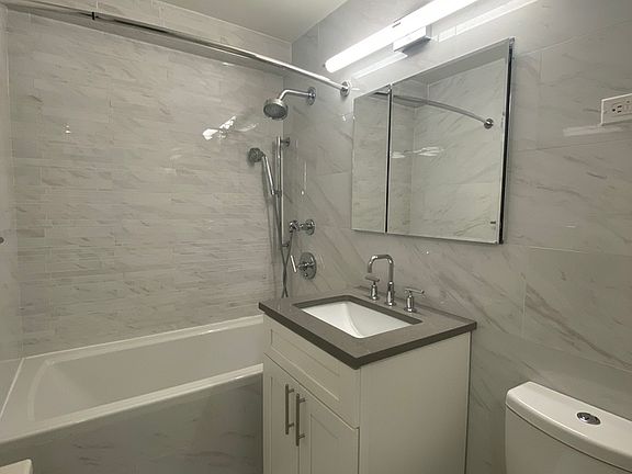 5th image of 160 E 88th St #5JL