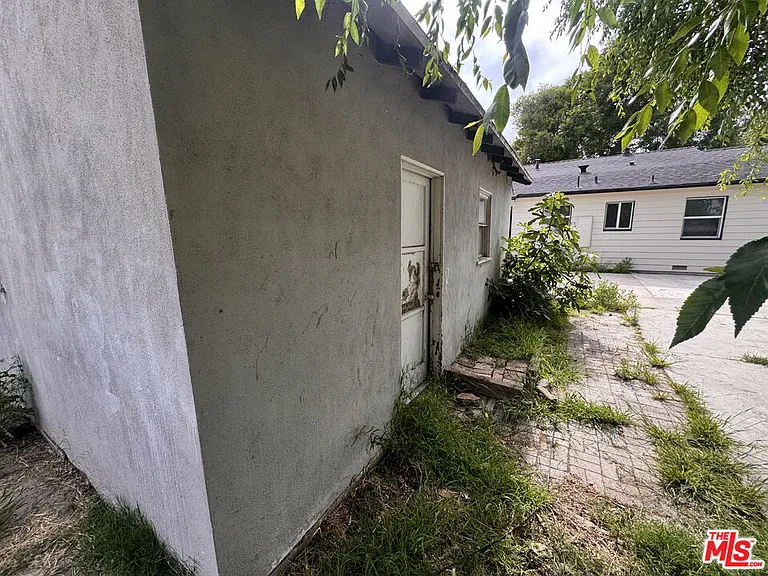 3260 Oregon Ave — Photo 20