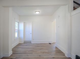 3005 Roanoke Ave, Cleveland, OH 44109