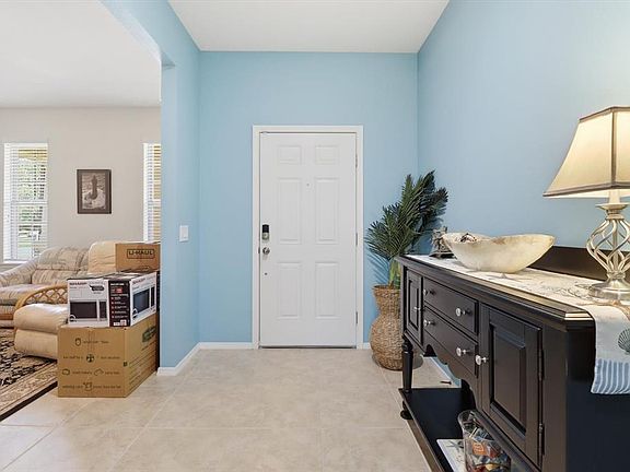 4th image of 2109 TRILLIUM BOULEVARD