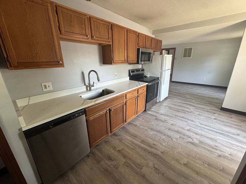 1st image of 2090-2092 E Main St #A