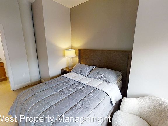 2nd image of 301 W 1st St #718