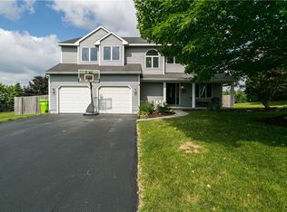 5843 Langmere St, East Syracuse, NY 13057