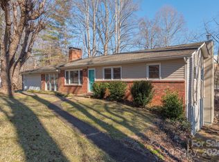 75 Baker Pl, Asheville, NC 28806