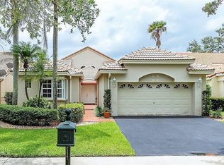 1520 Seabay Rd, Fort Lauderdale, FL 33326