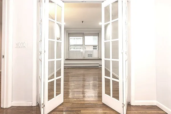 Rented by Corcoran | media 15