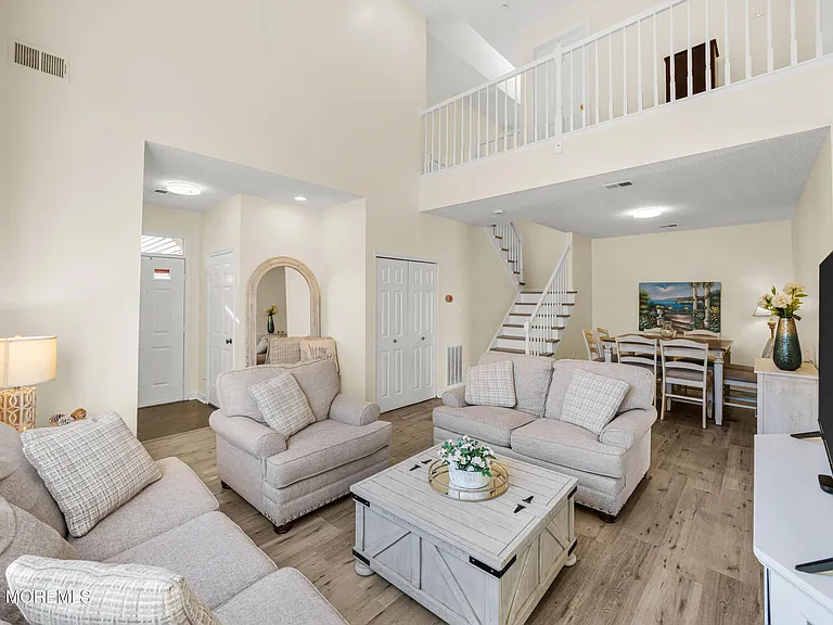 41 Tall Oaks Ct — Photo 7
