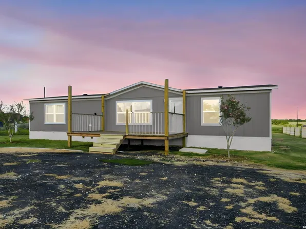 17111 NUEVA VIDA LN, Atascosa, TX 78002
