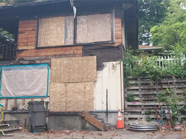 1122 Corbet Drive NW, Bremerton, WA 98312