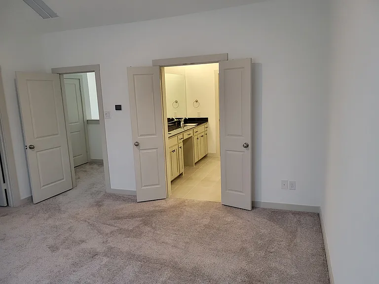 6429 Iron Horse Blvd — Photo 9
