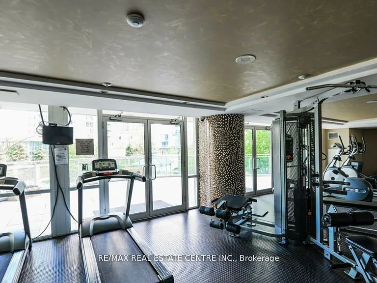220 Burnhamthorpe Rd W #711 — Photo 32
