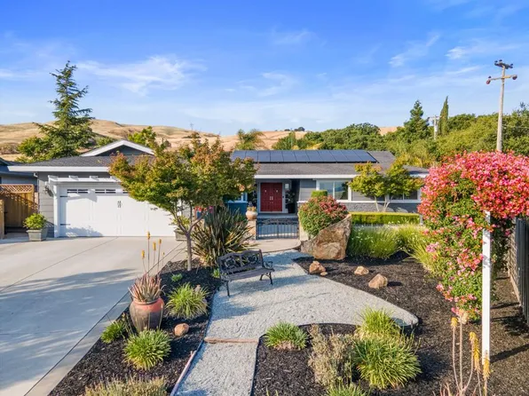 1692 Canyon View Dr, San Jose, CA 95132