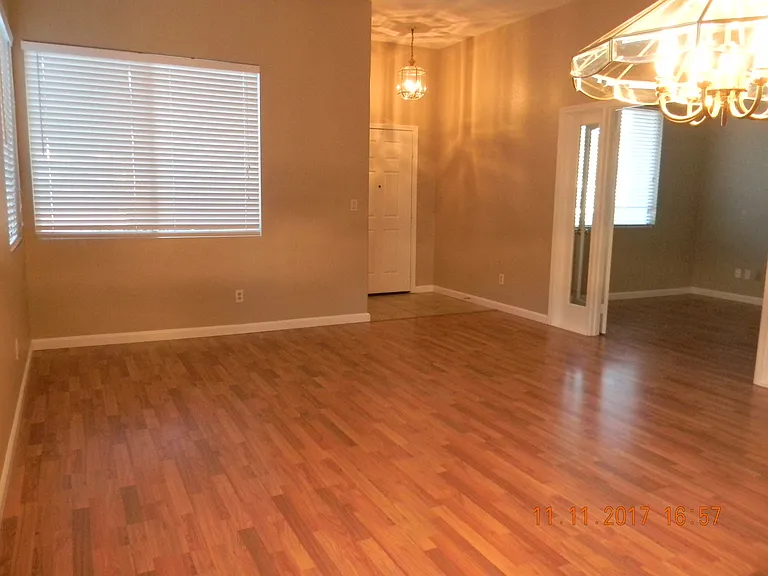 589 Alden Way — Photo 7