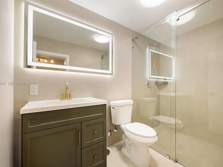 3041 Calusa St — Photo 10