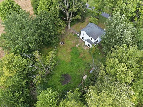 4th image of 185 N Hassel Rd