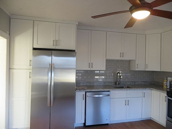 3rd image of 23 Grove St Unit B