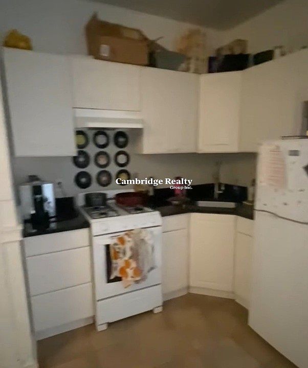 1st image of 64 Hemenway St APT 28-T