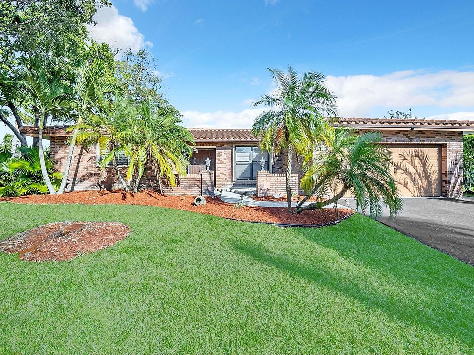 1st image of 2877 NW 122nd Avenue