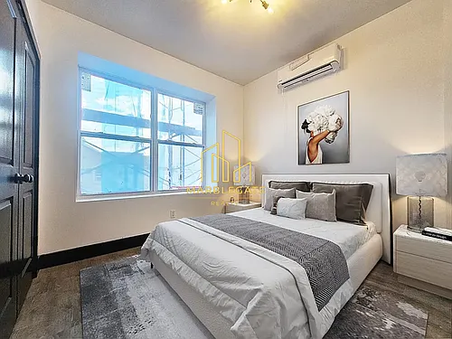 11 Thomas St Photo 1