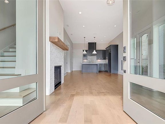 4th image of 170 Rolison Way
